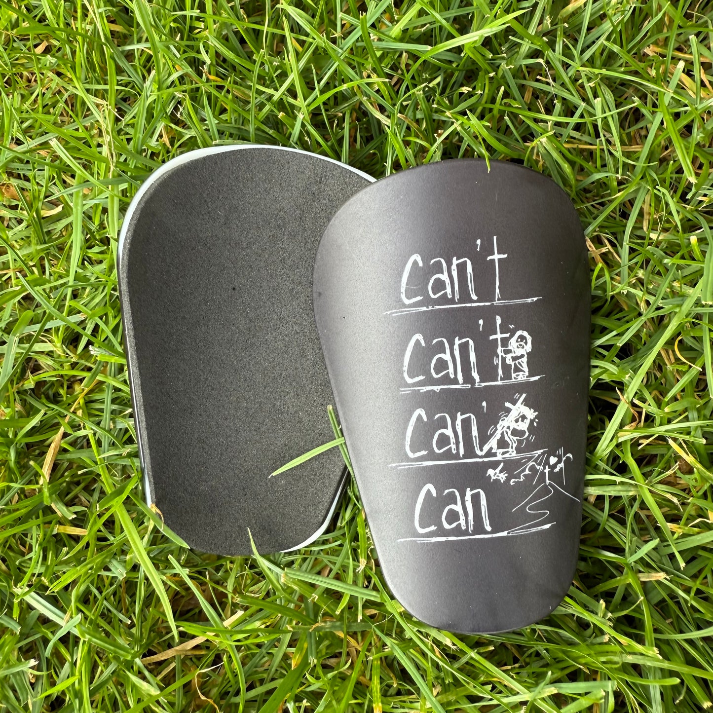 Mini futbalové chrániče "From Can’t to Can